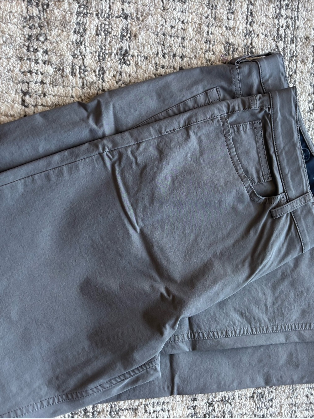 Vineyard Vines Men's Gray On The Go Pants